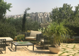 Garden Apartment, Jerusalem: Biblical View